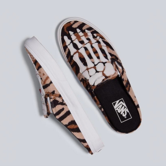 Vans Other - 🎉HP🎊 Vans Hazy Bones Slip On Mules